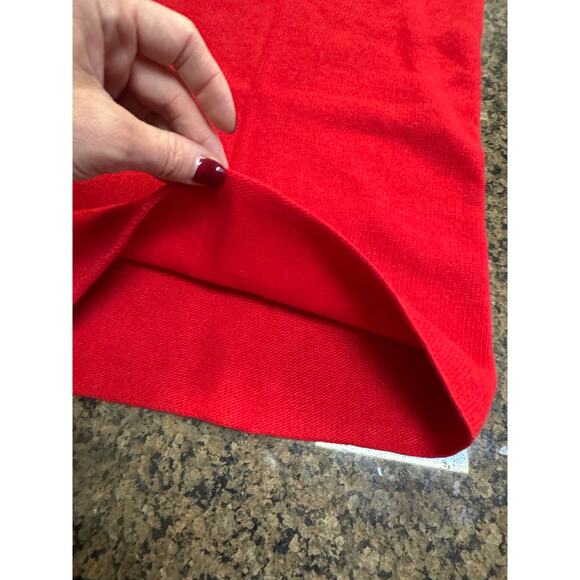 Portolano 100% Cashmere Infinity Scarf - Women's Red - Picture 4 of 4